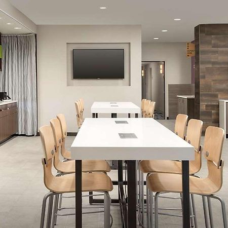 Home2 Suites By Hilton Tampa Westshore Airport エクステリア 写真